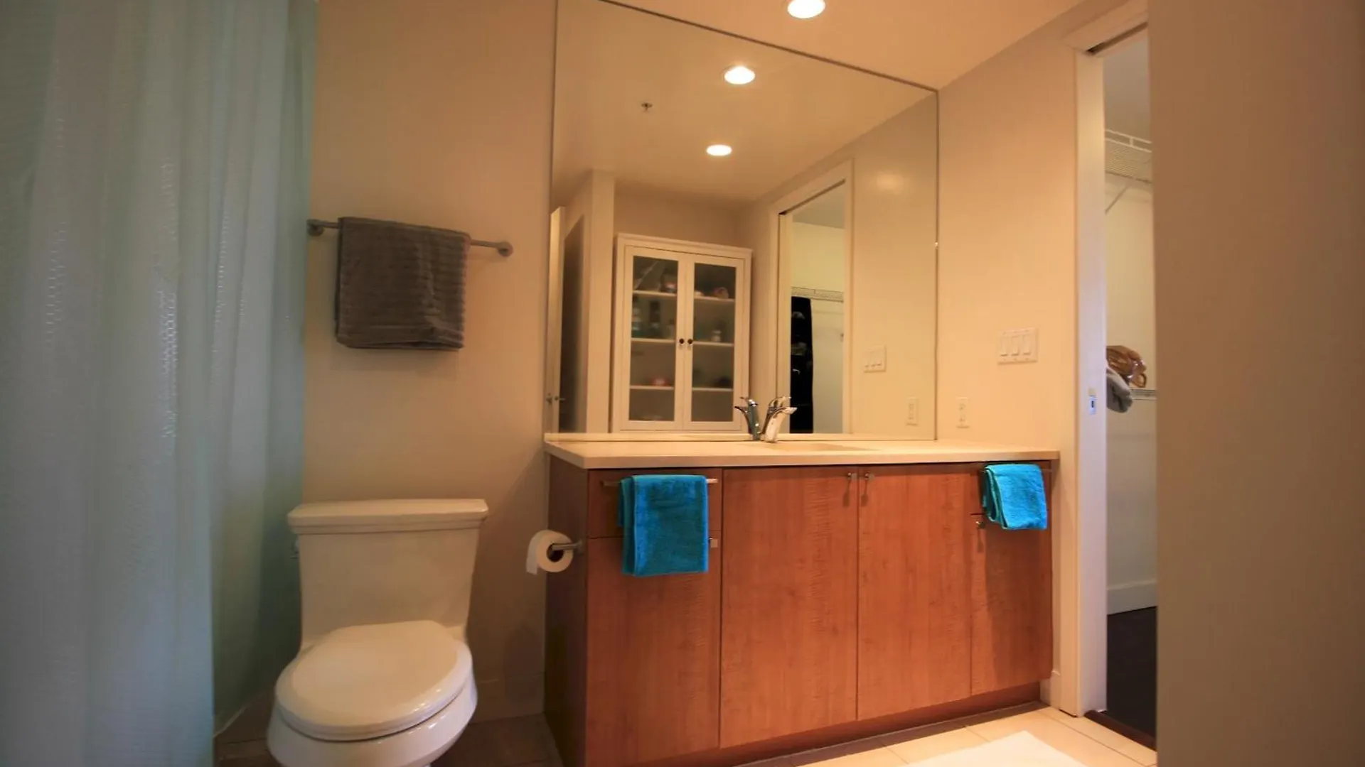 Urban Elegance Townhouse In Downtown Vancouver 0*,
