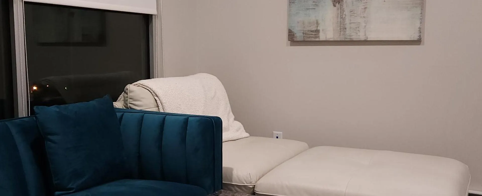 Urban Elegance Townhouse In Downtown Vancouver location